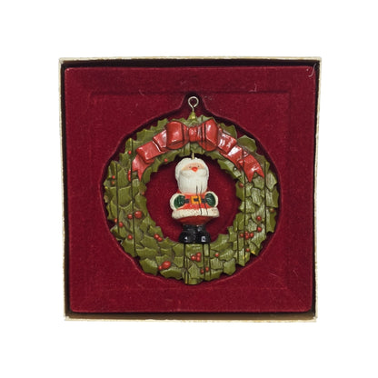 1976 Santa in Wreath (Twirl-About)