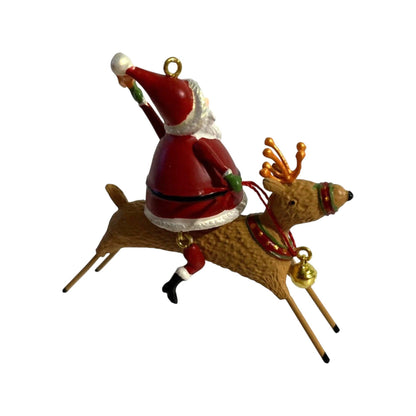 2010 High-Flying Fun (Santa)
