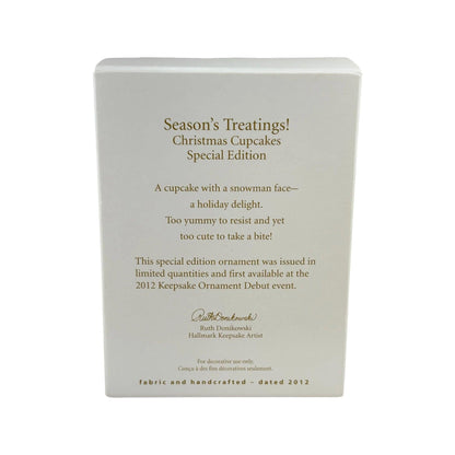 2012 Season's Treatings (Christmas Cupcakes)