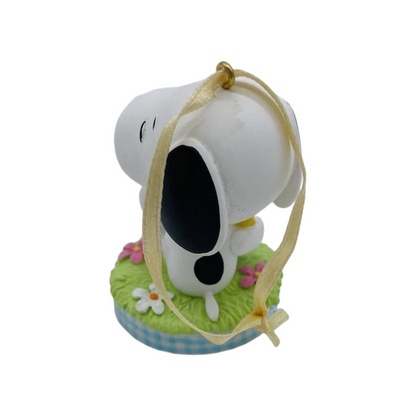 2004 A New Friend (Snoopy)