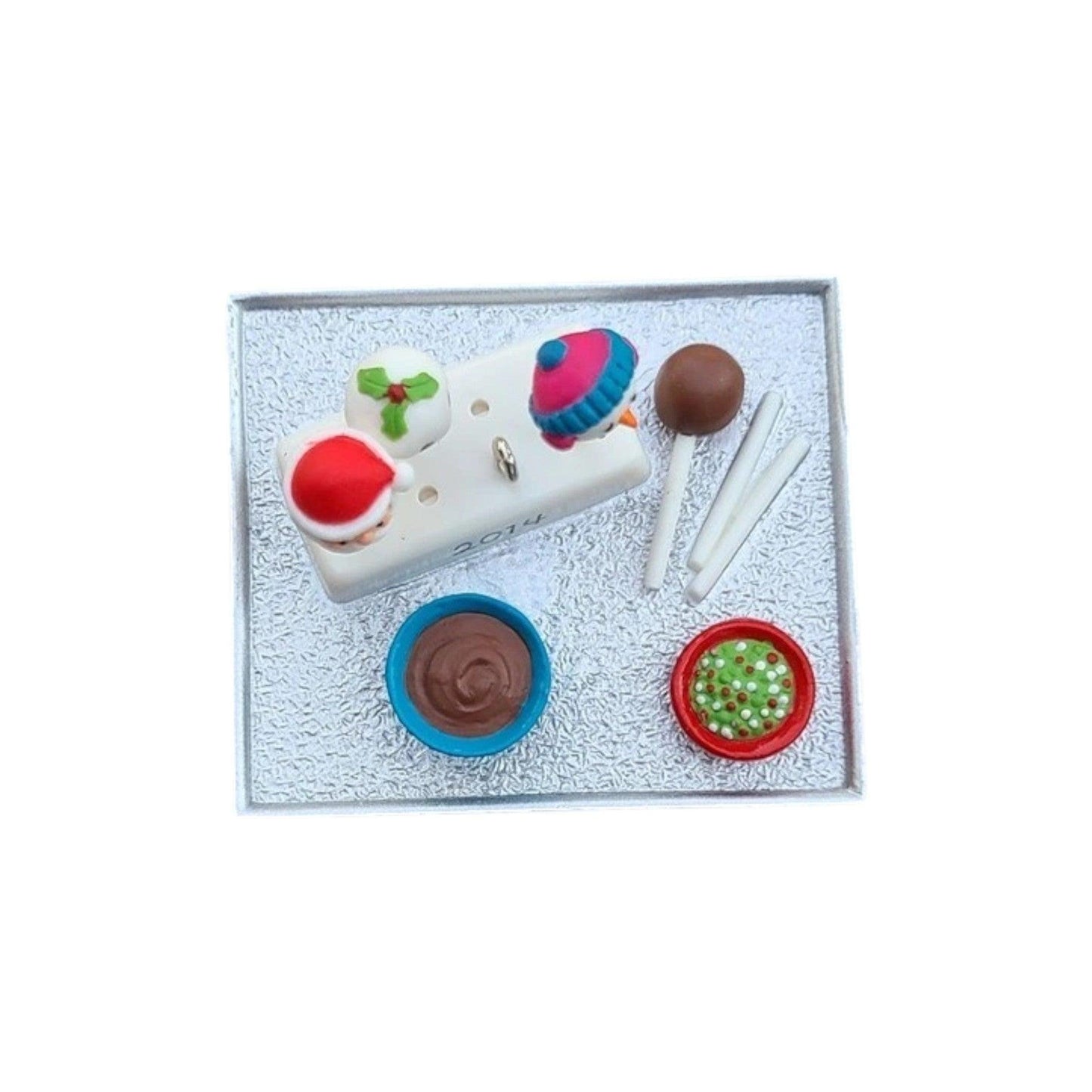 2014 Season's Treatings (Season's Treatings)