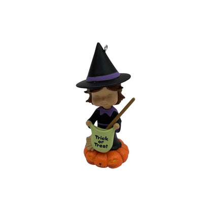 2014 Sweet Trick-Or-Treater (Happy Halloween!)