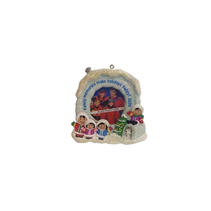 2000 Our Family Photoholder (Photo Holder)