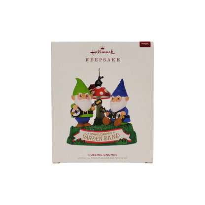 2019 Dueling Gnomes (Garden)