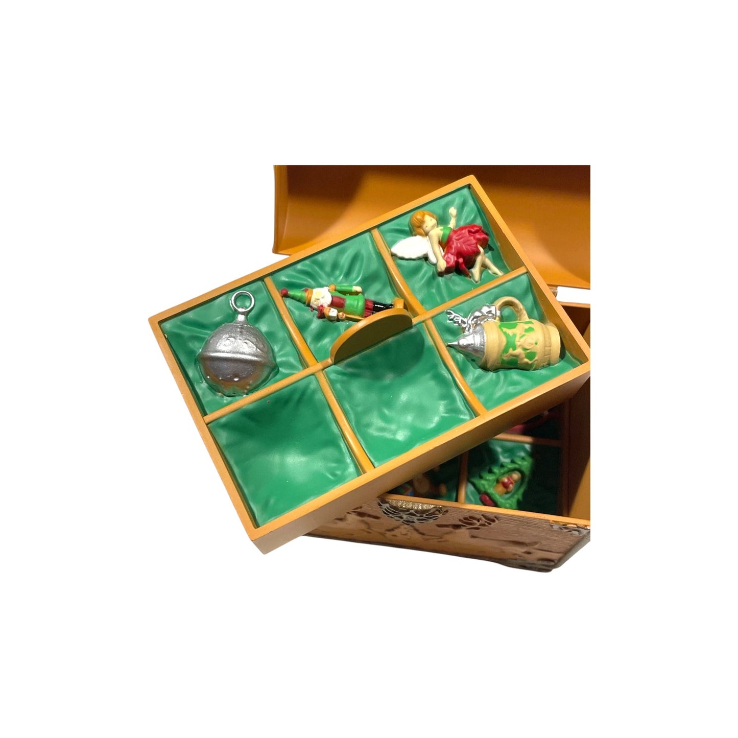 2023 Santa's Ornament Treasures (Treasure Box)