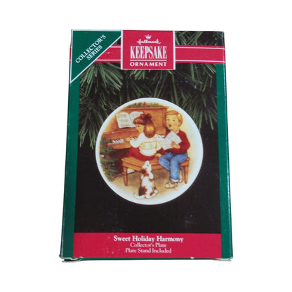 1992 Sweet Holiday Harmony (Collector's Plate)
