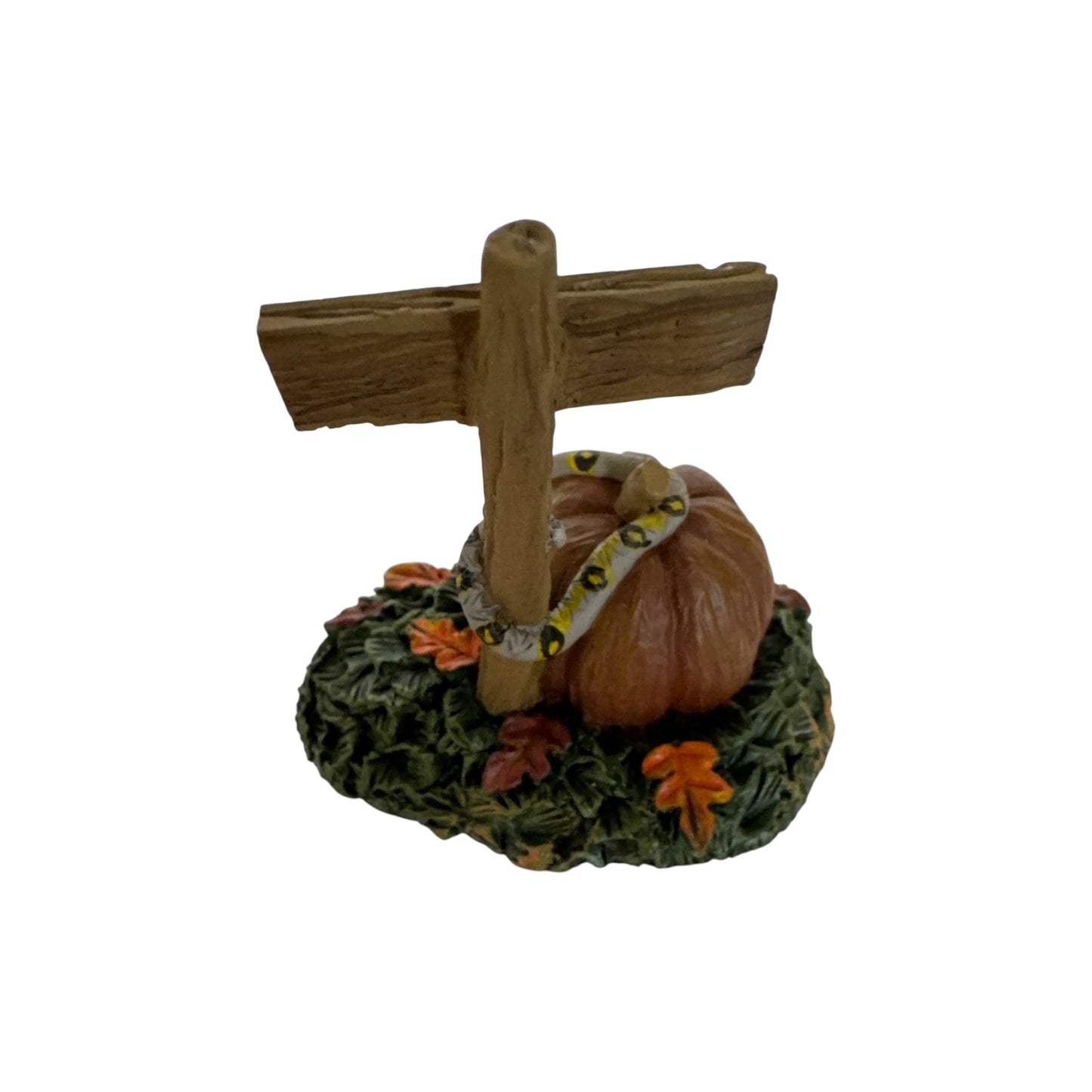 2015 Creepy Creatures Slither (Halloween Village Accessories – Department 56)
