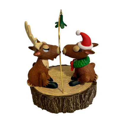 2025 Merry Kiss-Moose () QGO2465