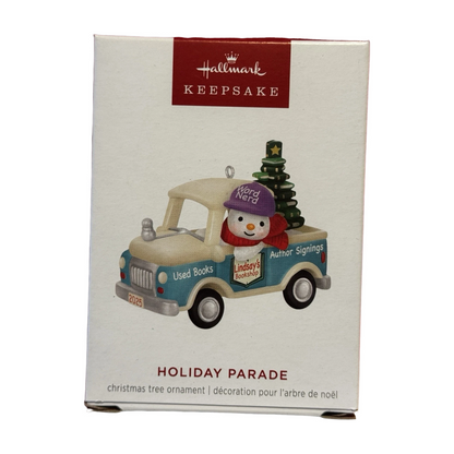 2025 Holiday Parade (Lindsey's Bookshop) QXR8425