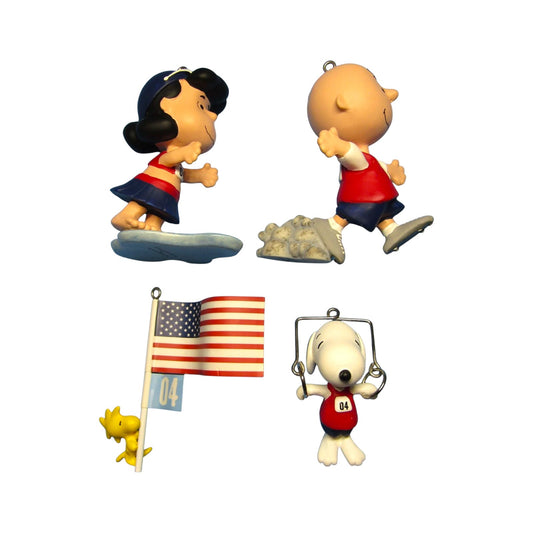 2004 Peanuts Games (Snoopy)