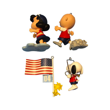 2004 Peanuts Games (Snoopy)