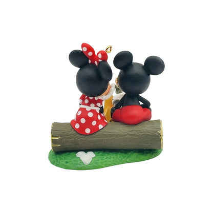 2019 Fireside Friends (Mickey Mouse & Friends)