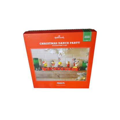 2017 Dance Party Charlie Brown (Peanuts)