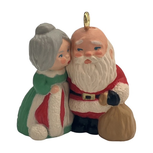 1990 Santa Getting Ready to Leave (The Kringles)