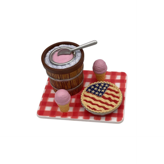 2020 Patriotic Sweets (Season’s Treatings)