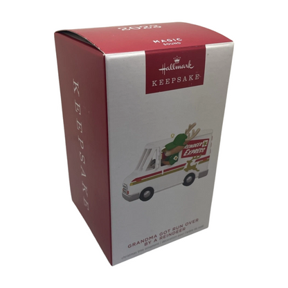 2023 Grandma Got Run Over by a Reindeer (Grandma Got Run Over by a Reindeer)