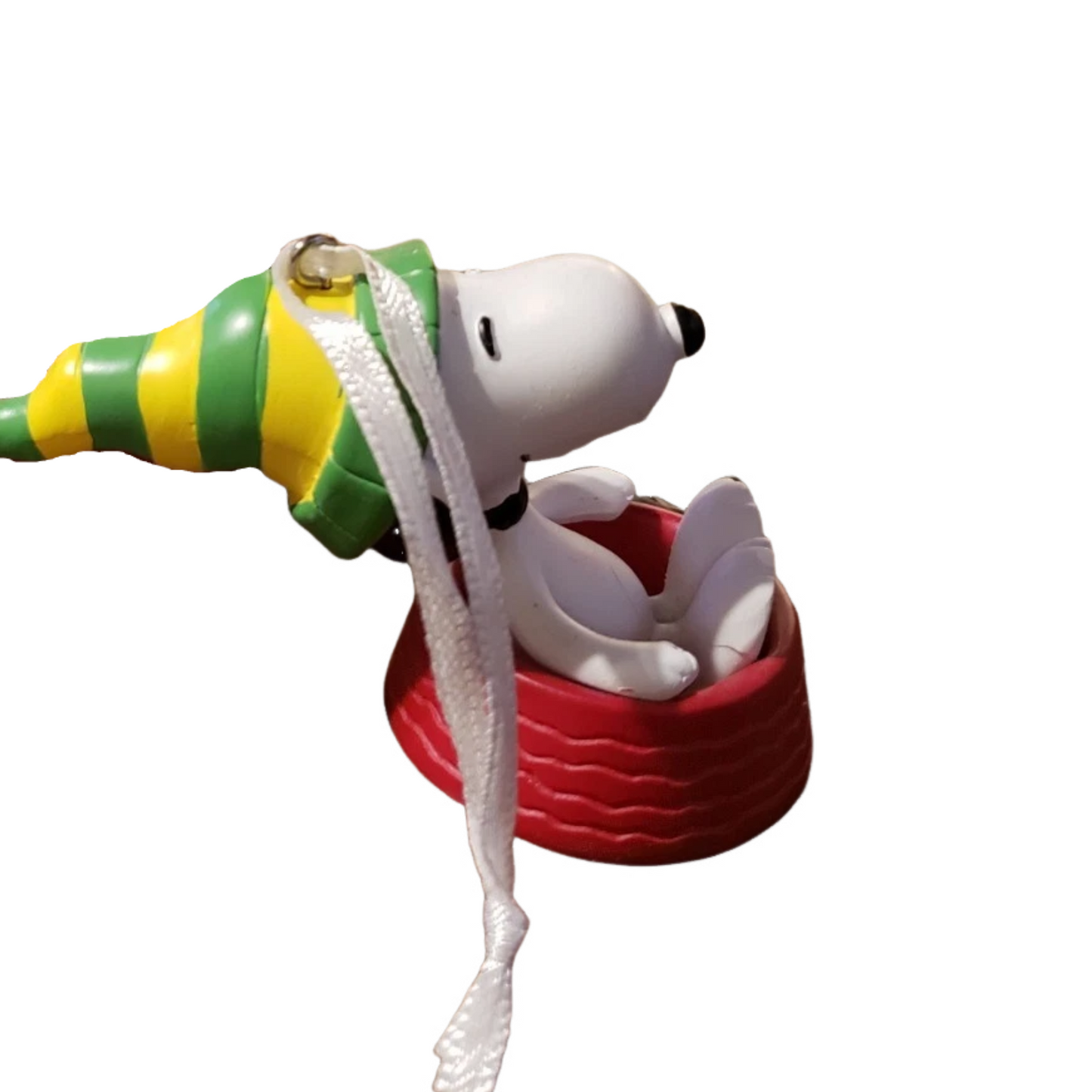 2017 Snoopy on Dog Dish Sled (Peanuts)