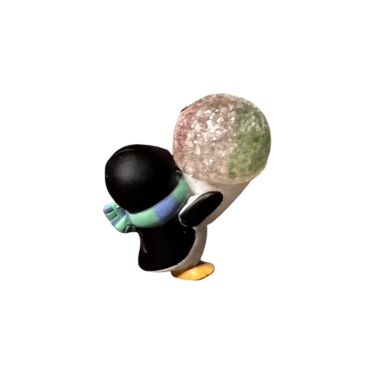 2022 A Snowy Treat (Petite Penguins)