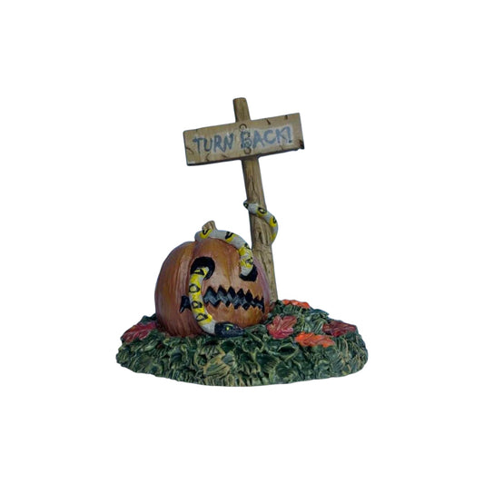 2015 Creepy Creatures Slither (Halloween Village Accessories – Department 56)