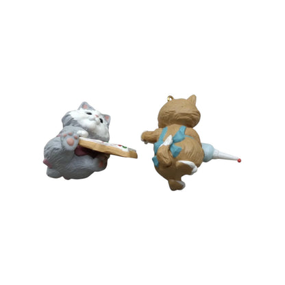 1994 Sweet Greeting Hallmark Ornament (Kitten) QX5803 Image6