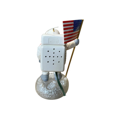 1994 The Eagle Has Landed Hallmark Ornament (Neil Armstrong!) QXL7486 Image6