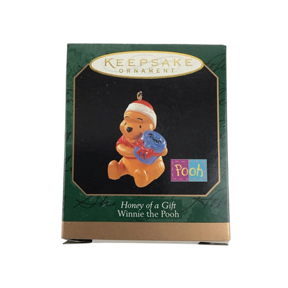 1997 Honey of a Gift Hallmark Ornament (Winnie the Pooh) QXD4255 Image2