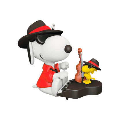 2022 Jazzy, Snazzy Friends (Spotlight on Snoopy)
