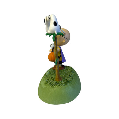 2019 The Halloween Vulture (Peanuts)