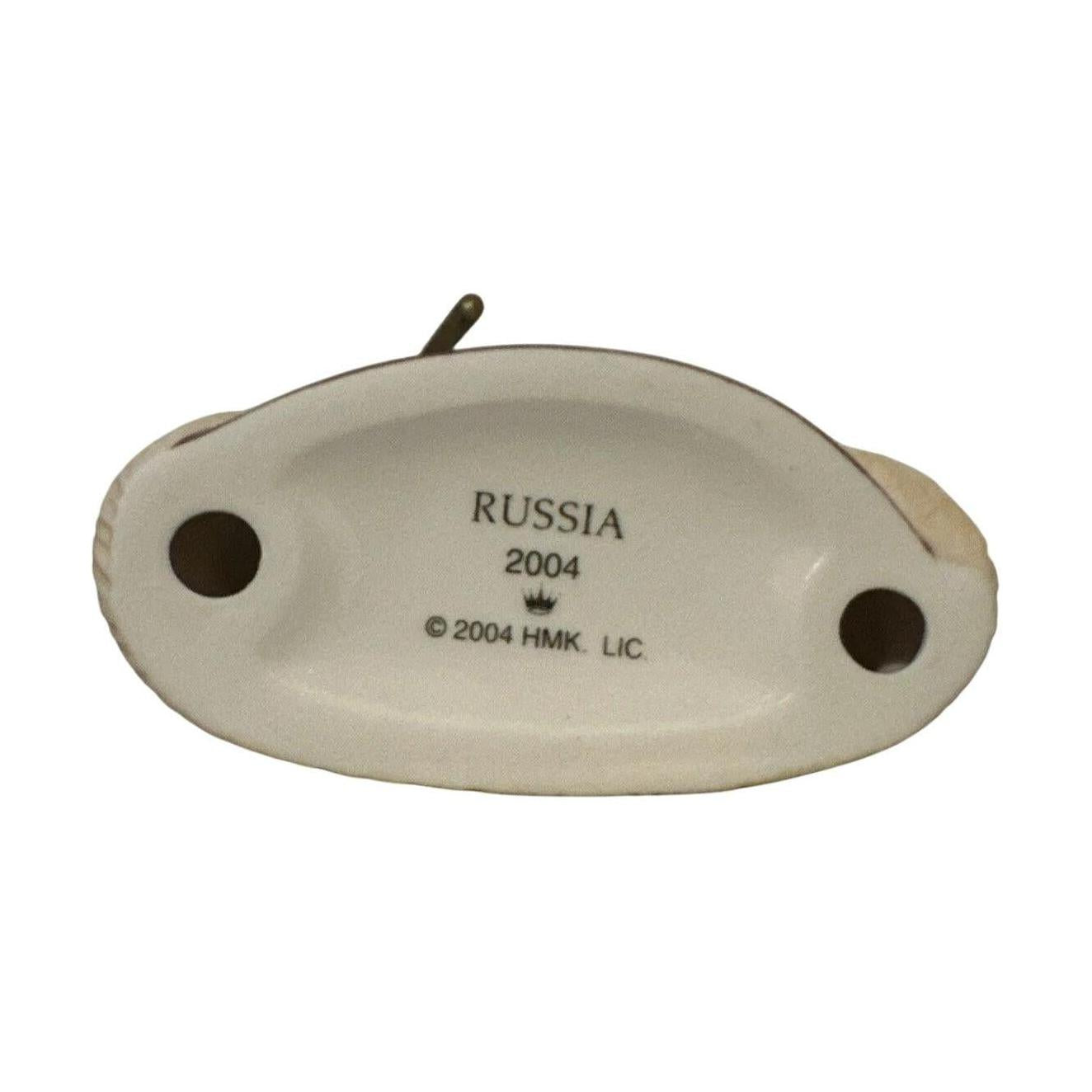 2004 Russia (Santa's from Around the World)