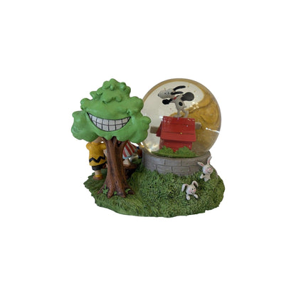 2014 Musical Water Globe (Peanuts)
