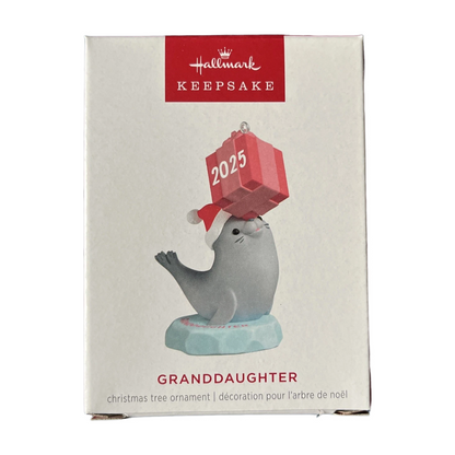 2025 Granddaughter (Grandchild Ornaments) QGO1495