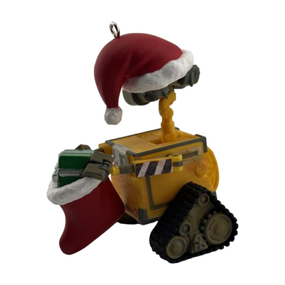 2025 A Wall-E, Joll-E Holiday (Wall-E) QXD7285