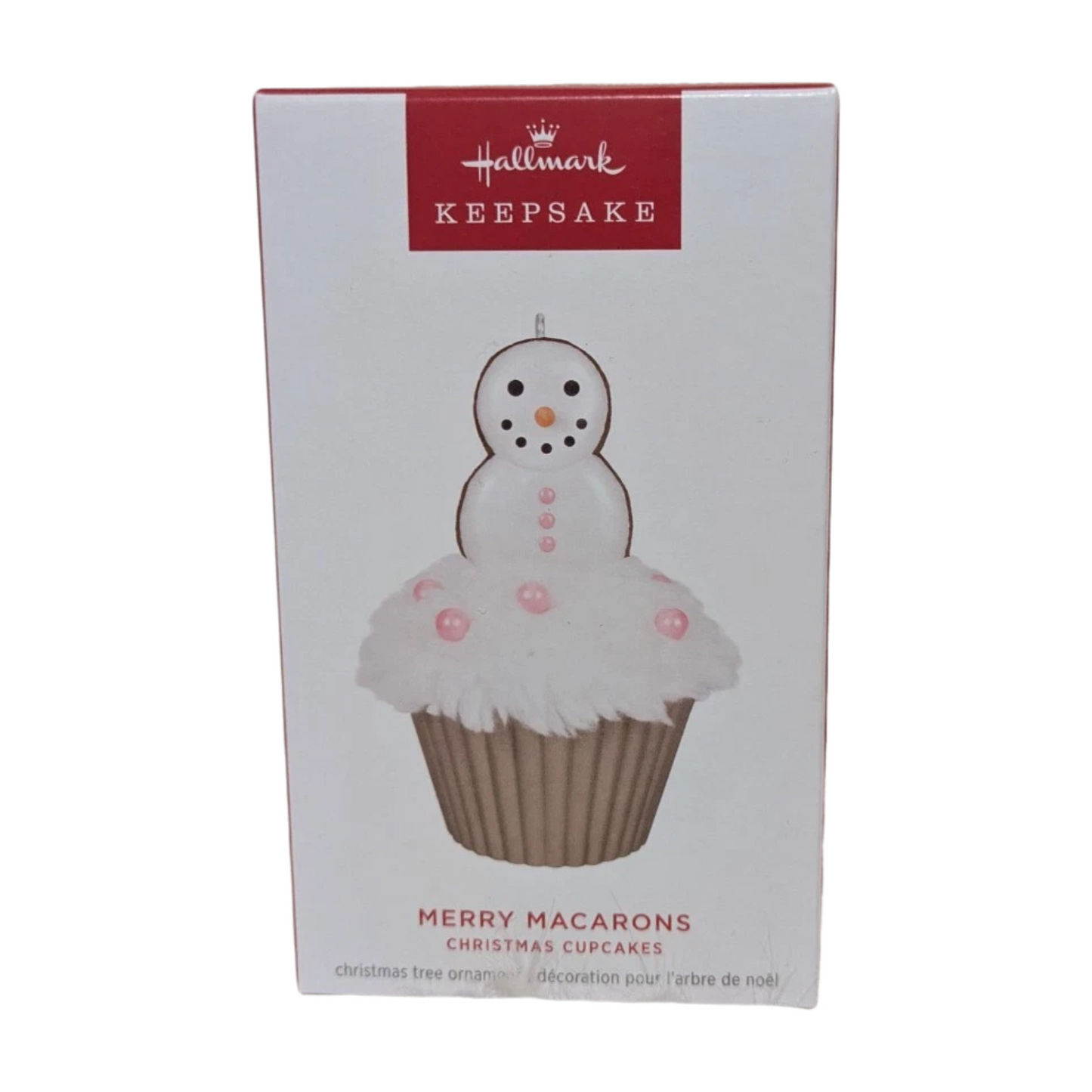 2025 Merry Macarons (Christmas Cupcakes) QXR8395