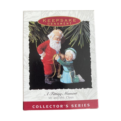1993 A Fitting Moment (Mr. and Mrs. Claus)
