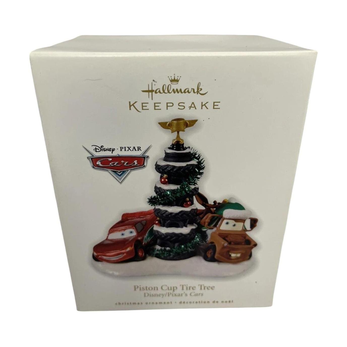 2010 Piston Cup Tire Tree (Cars)