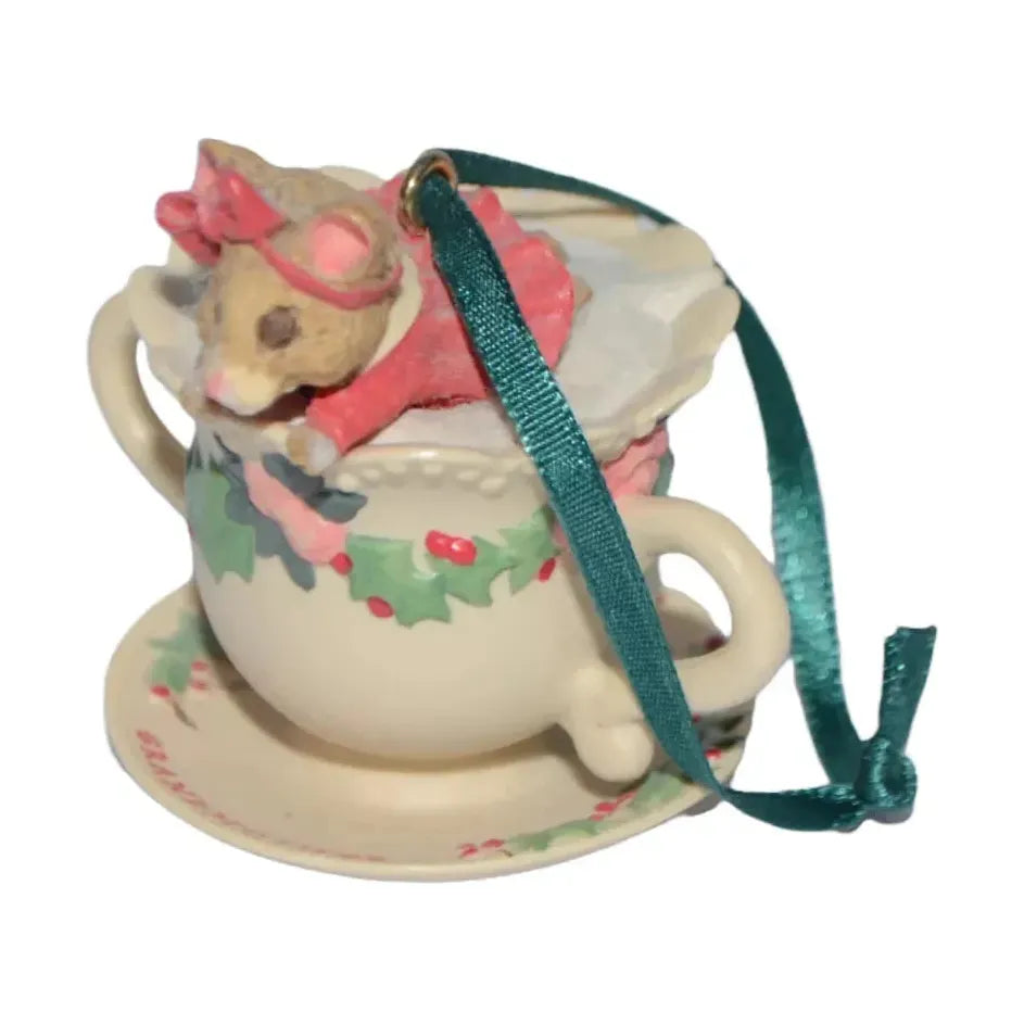 2001 GrandMother (Mouse)