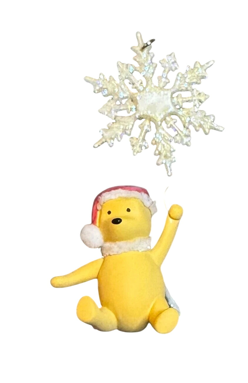 2009 Pooh's Twinkly Snowflake (Winnie the Pooh)