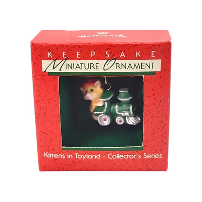 1988 Kitten w/ Locomotive (Kittens In Toyland)