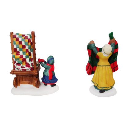 Vintage Christmas Bazaar... Handmade Quiltz (Department 56) 56594