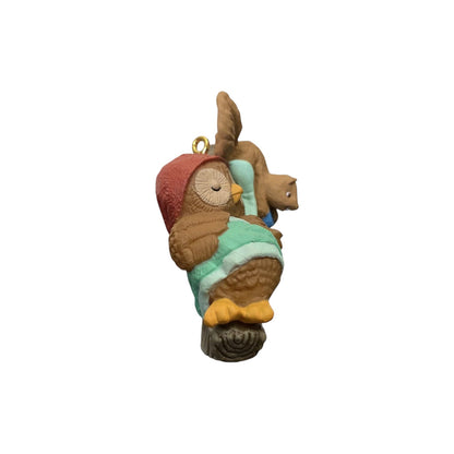 1993 Sleeping by Squirrel Hallmark Ornament (Owliver) QX5425 Image4