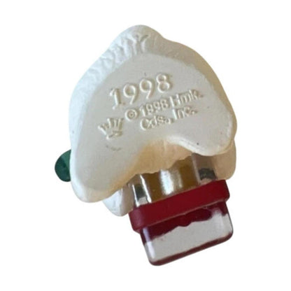 1998 Tasty Surprise (Polar Bear)