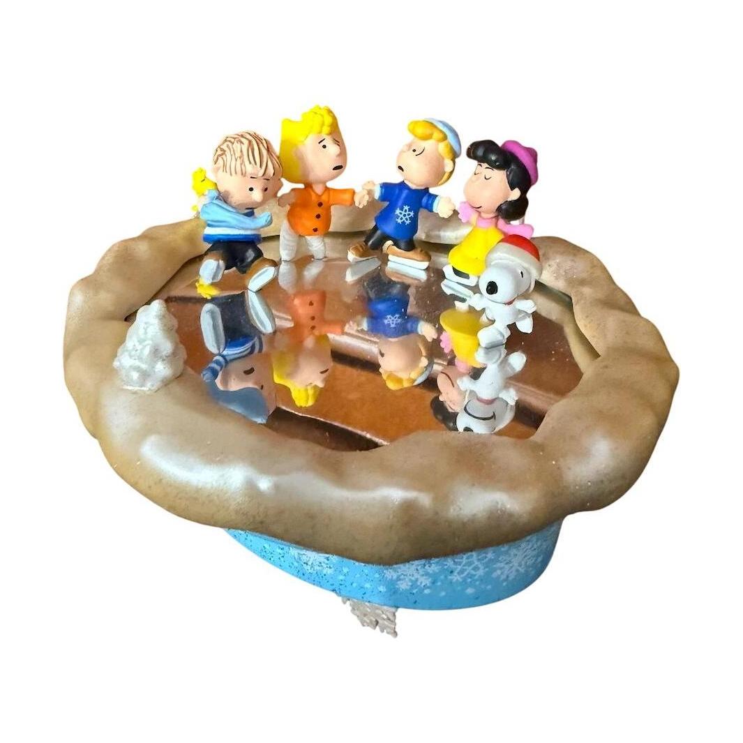 2005 Crack the Whip! Peanuts (Peanuts)