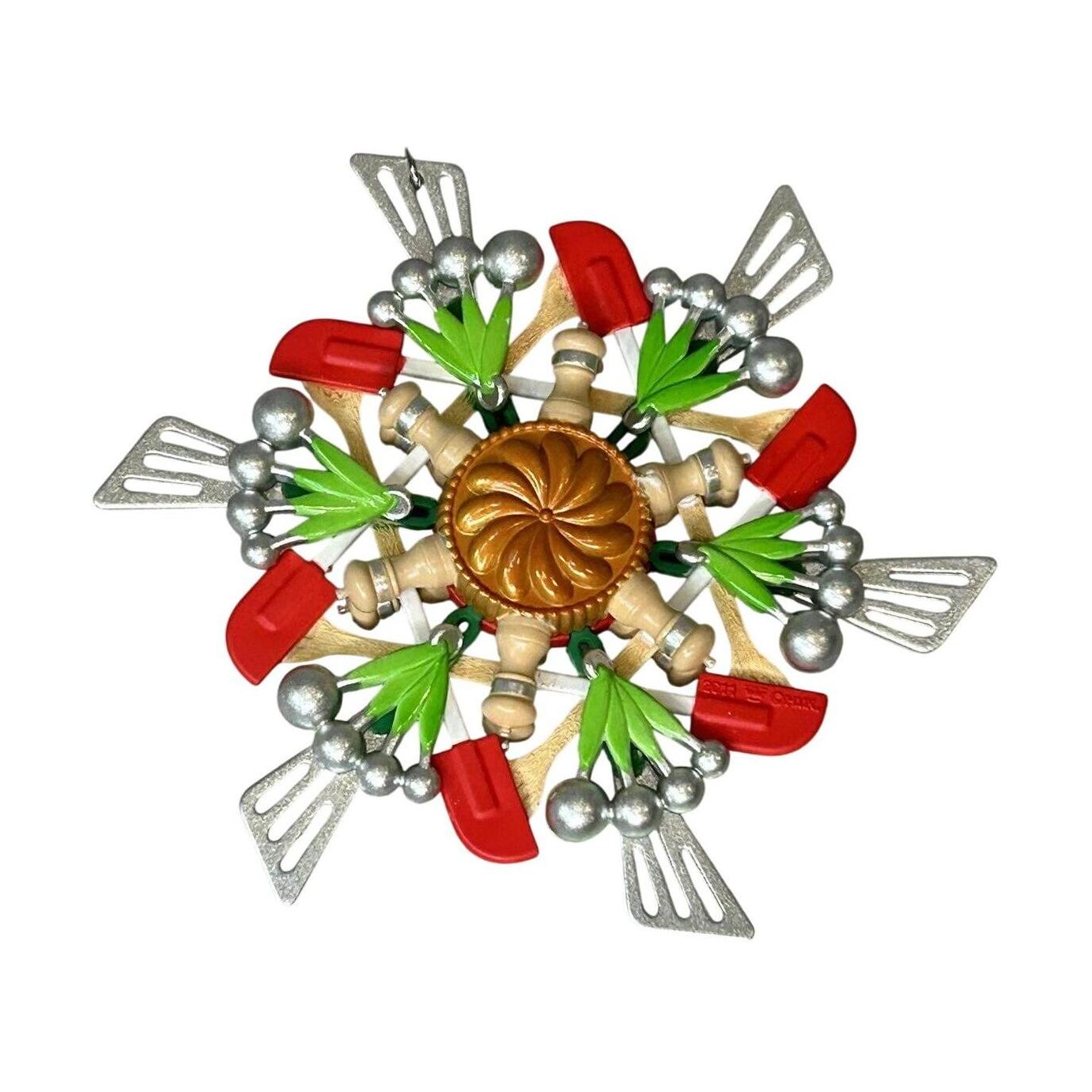 2011 Savory Snowflake (Kitchen & Baking)