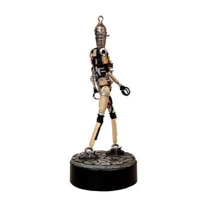 2025 Grogu Operating IG-12 (Star Wars: The Mandalorian) QXI8672
