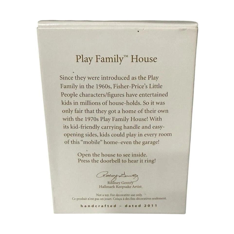 2011 Play Family House (Fisher Price)