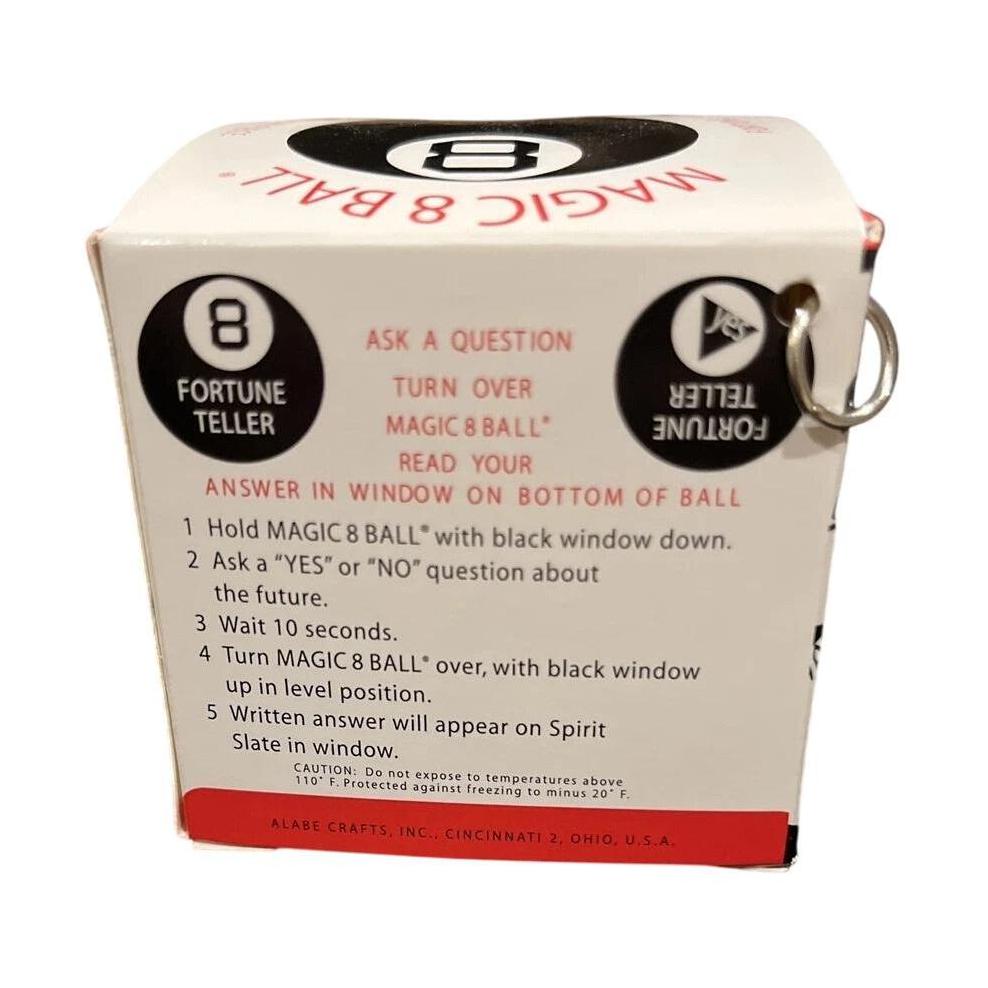 2008 Magic 8 Ball (Toys and Games)