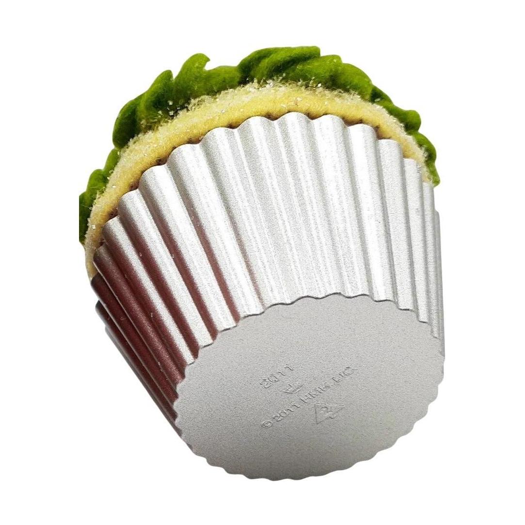 2011 Simply Irresistible! (Christmas Cupcakes)