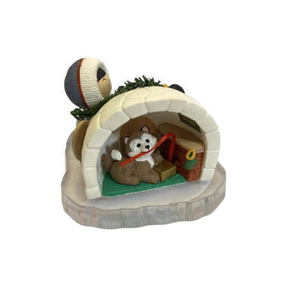 1993 Penguin and Igloo (Frosty Friends)