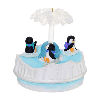 2025 Playful Penguins () QGO2442