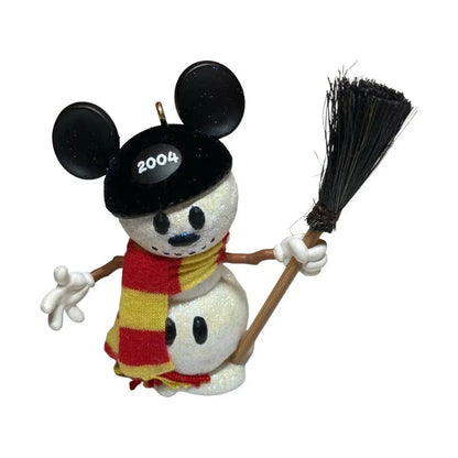 2004 Snow Sculpture (Mickey Mouse)